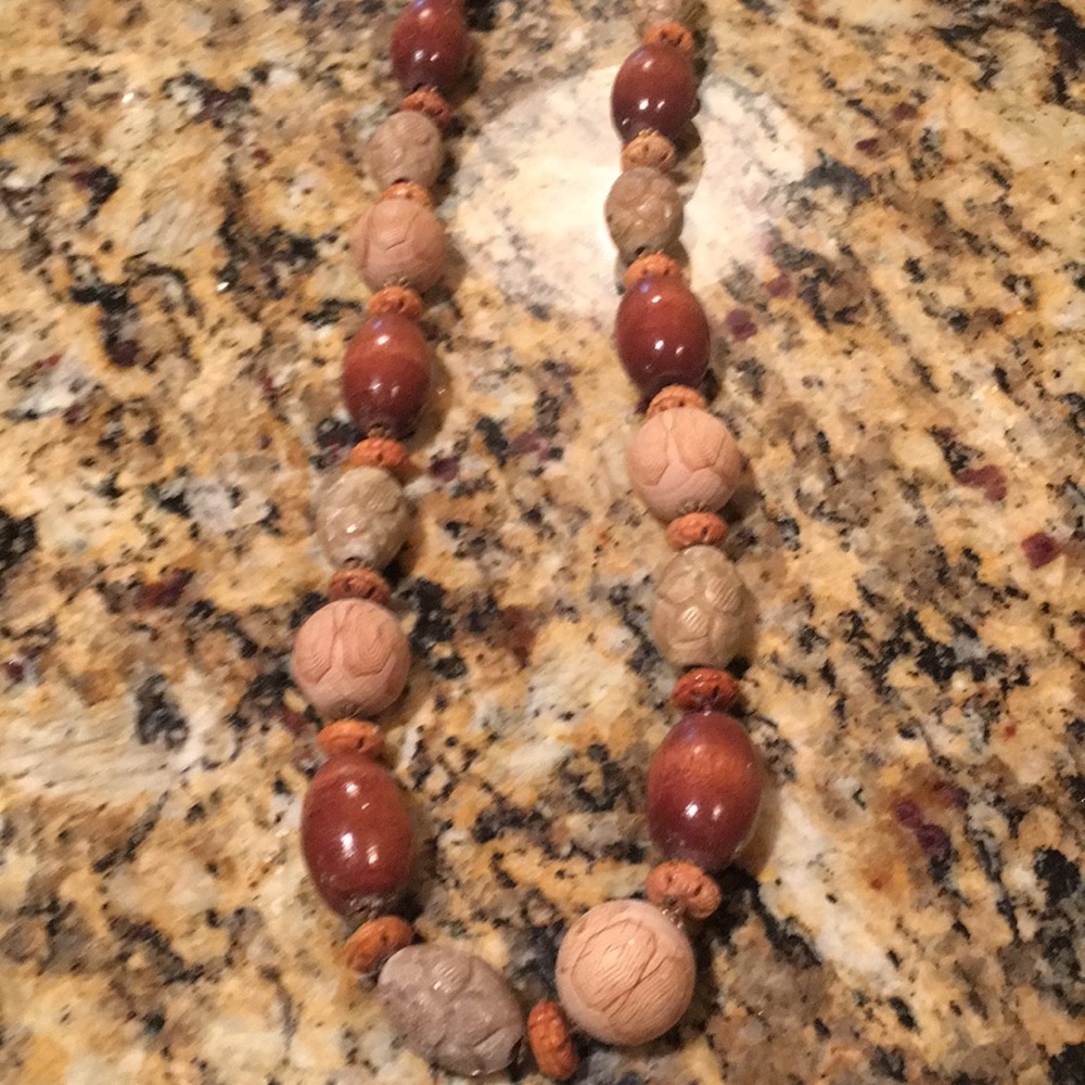 Comer necklace - Picture 6 of 8